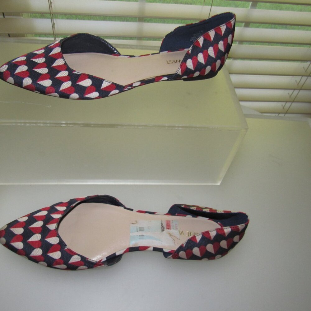 Nine West Starship Pointed Toe D’Orsay Flats – Heart Print Textile – Size 7M - Picture 3 of 8